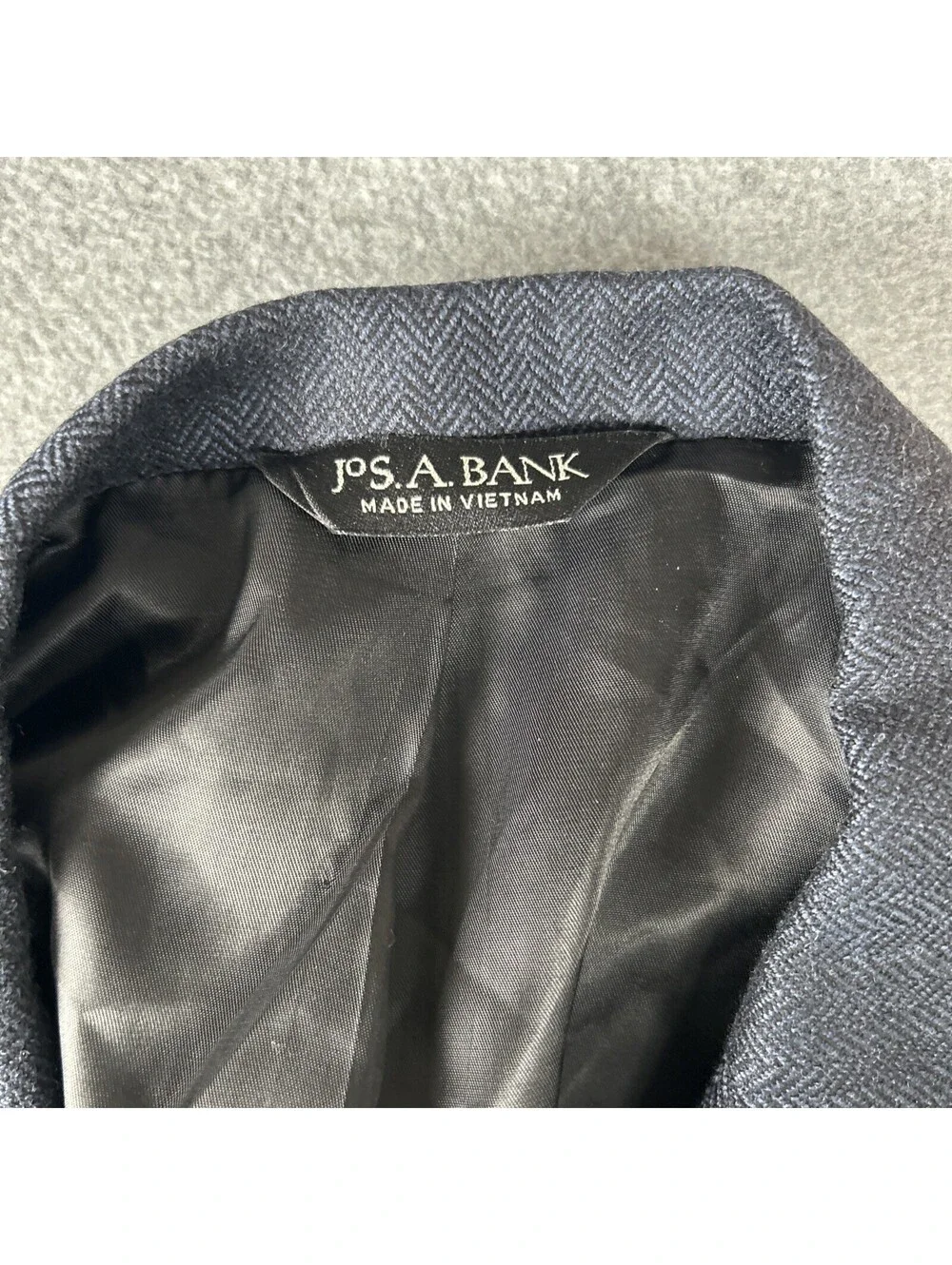 Joseph & Feiss men's coat wool blue and gray herringbone Pattern Size 44s